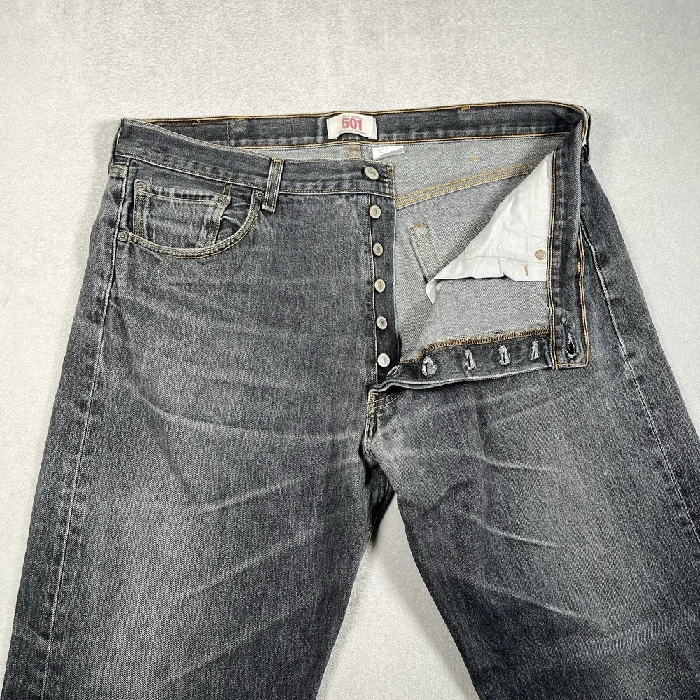 Levis 501 Mens Vintage Original Straight Leg Button Fly Black Denim Jeans 40x32